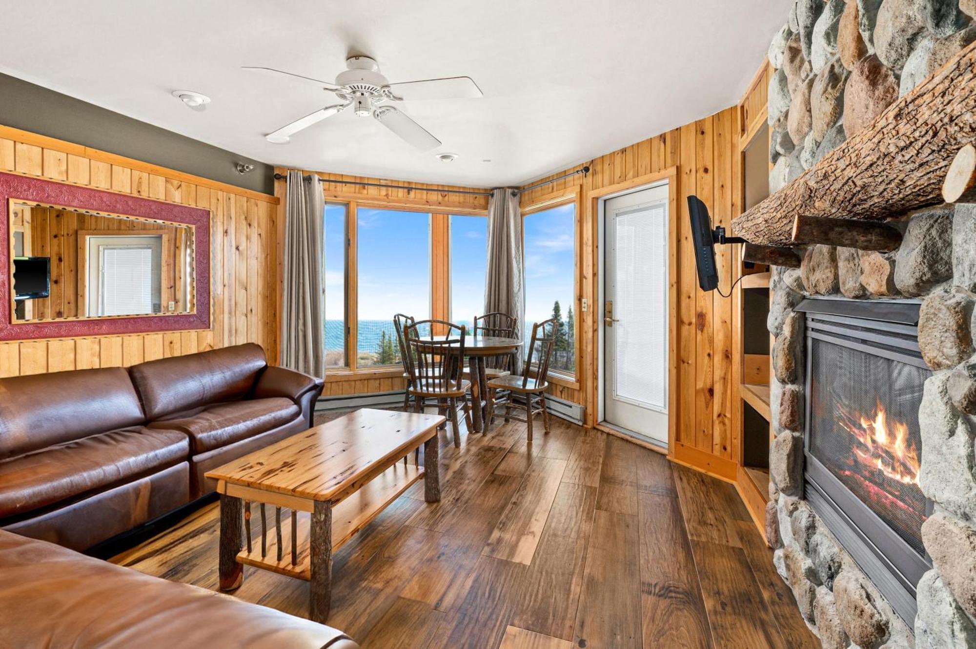 Superior Shores Resort Two Harbors Extérieur photo